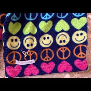 💓Girl’s JUSTICE Fleece Snugglie Blanket w/sleeves